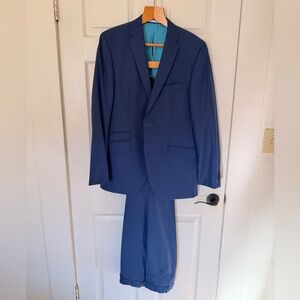 Elegant Navy Men's Suit